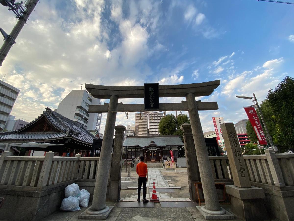 ラグジュアリ難波305 Apartamento Osaca Exterior foto